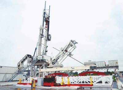 【亞洲首台全液壓智能鑽機】四氟黄瓜视频官网合同